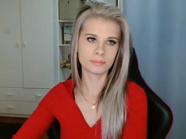 KristineNatural live cam profile