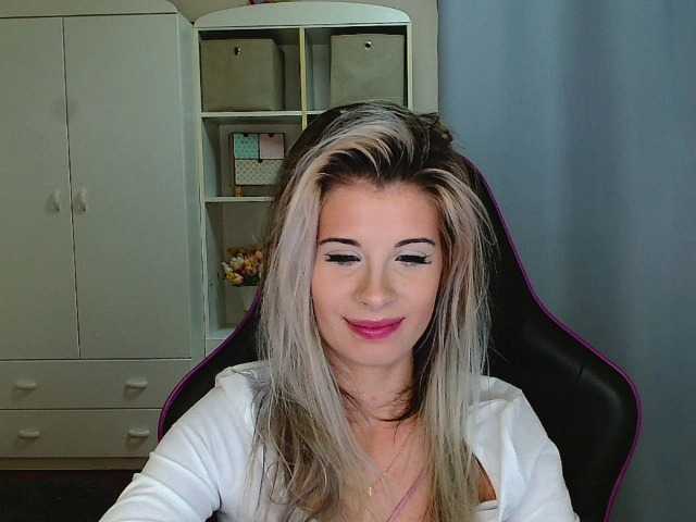 KristineNatural from BongaCams is Freechat