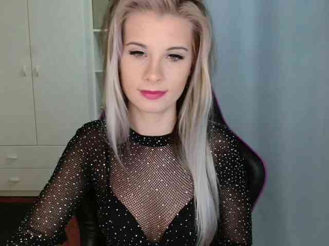 KristineNatural webcam