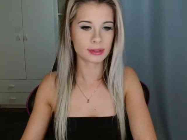 KristineNatural webcam