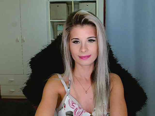 KristineNatural webcam