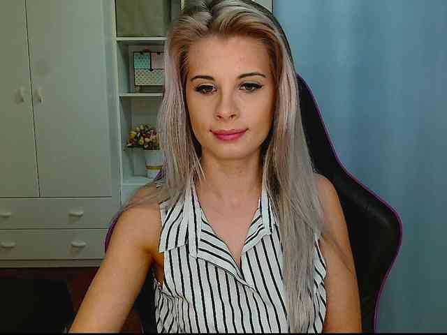 KristineNatural Live Webcam on BongaCams