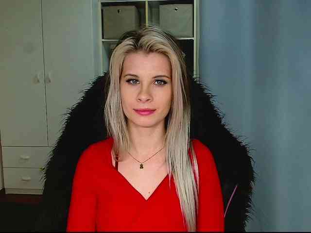 KristineNatural webcam