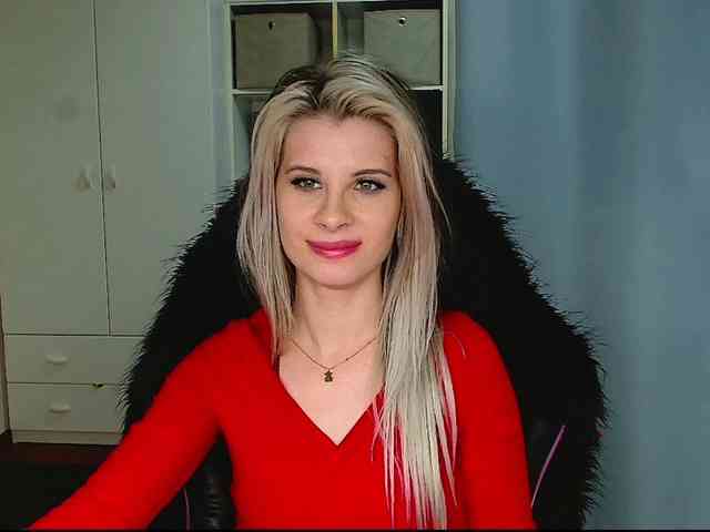 KristineNatural webcam