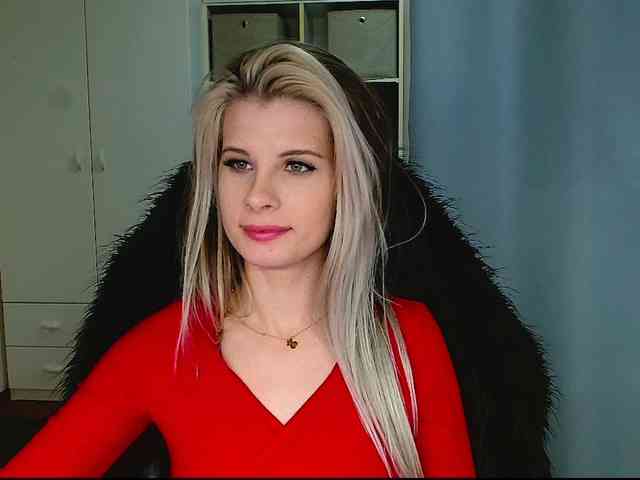 KristineNatural webcam