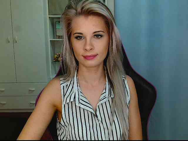 KristineNatural Live Webcam on BongaCams