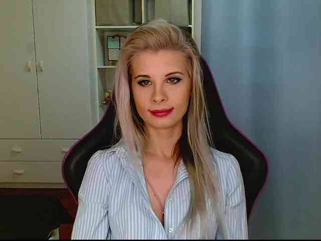 KristineNatural webcam