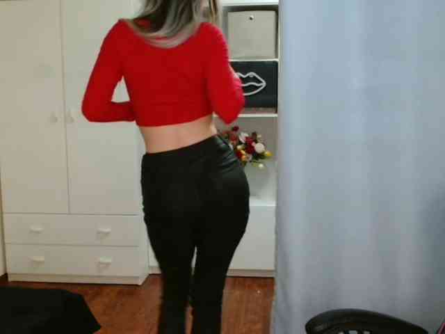 KristineNatural webcam