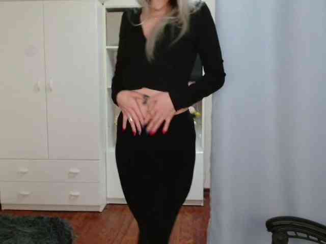 KristineNatural webcam