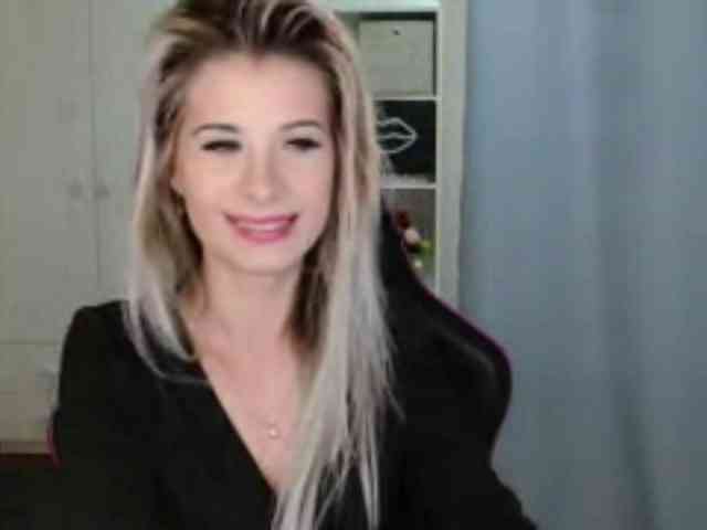 KristineNatural webcam