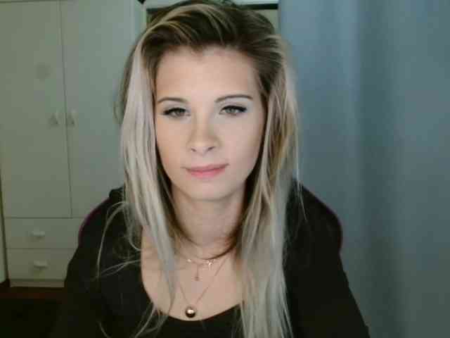 KristineNatural webcam