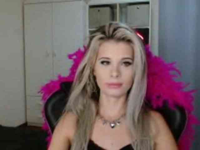 KristineNatural webcam
