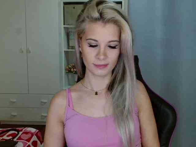 KristineNatural webcam