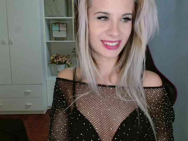 KristineNatural webcam