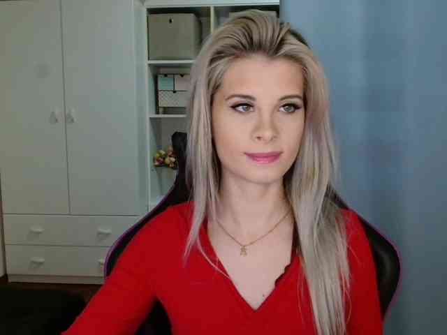 KristineNatural webcam