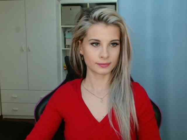 KristineNatural webcam