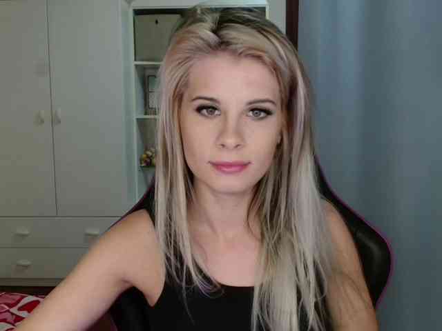 KristineNatural webcam