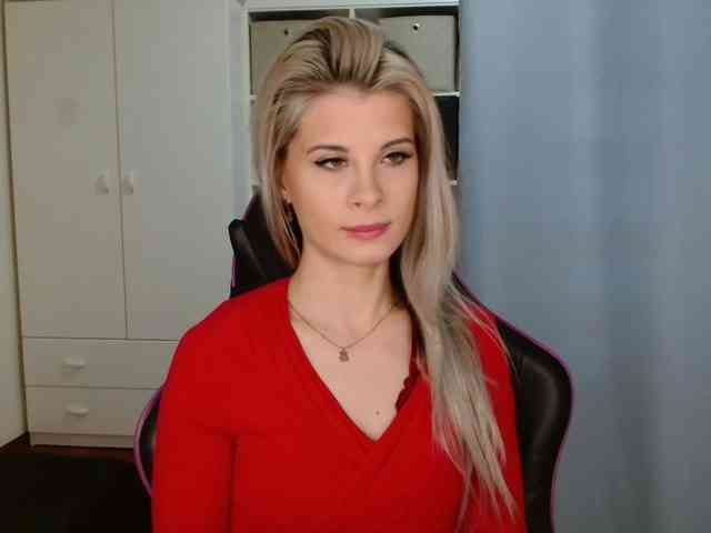 KristineNatural webcam