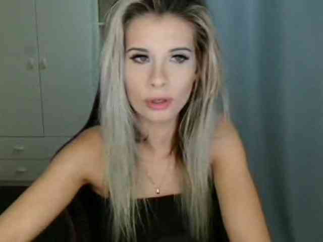 KristineNatural webcam