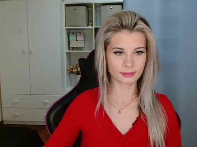 KristineNatural webcam