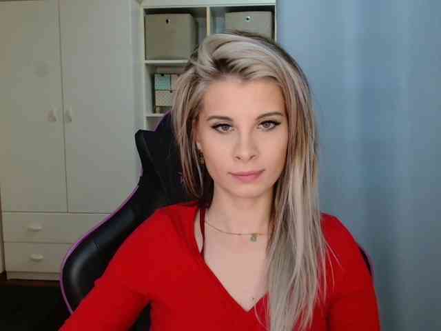 KristineNatural webcam