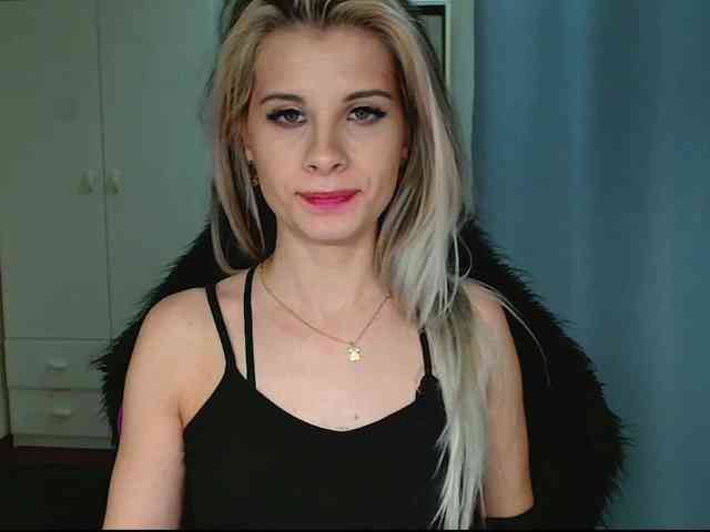 KristineNatural Live Webcam on BongaCams