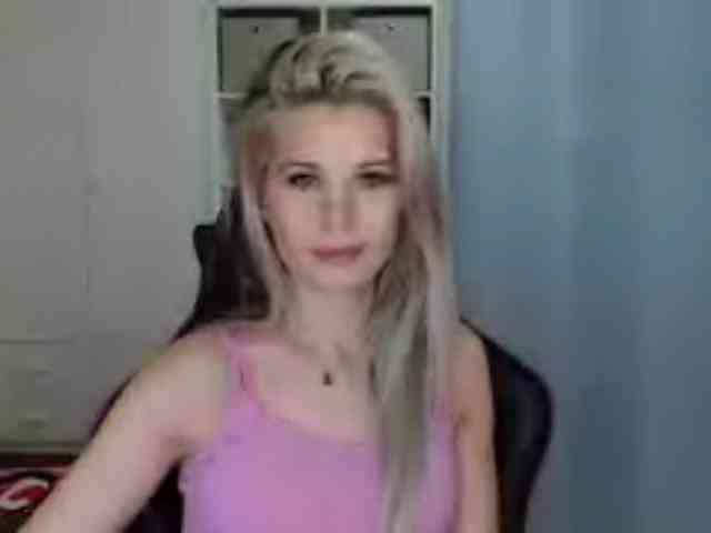 KristineNatural webcam