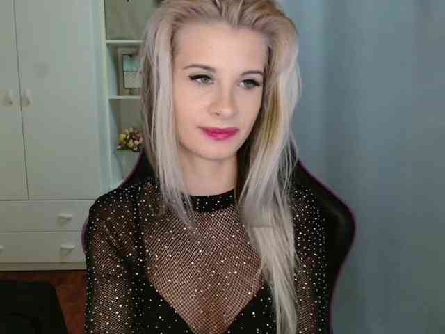 KristineNatural webcam