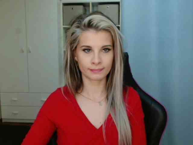 KristineNatural webcam