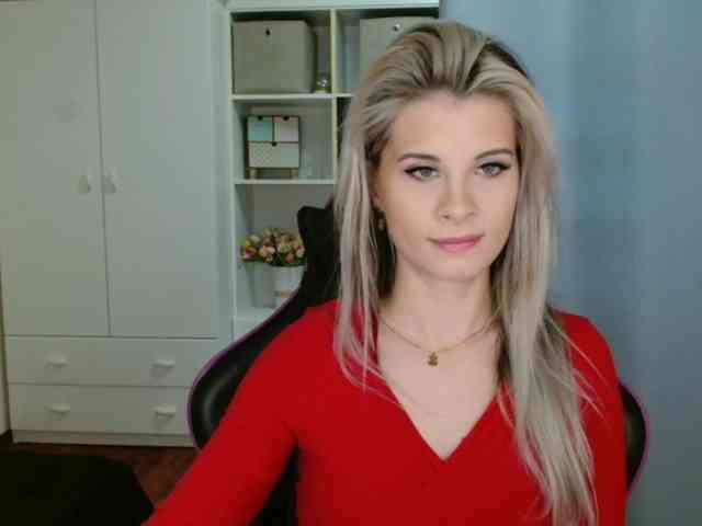 KristineNatural webcam