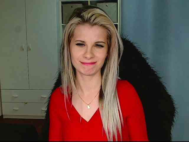 KristineNatural webcam