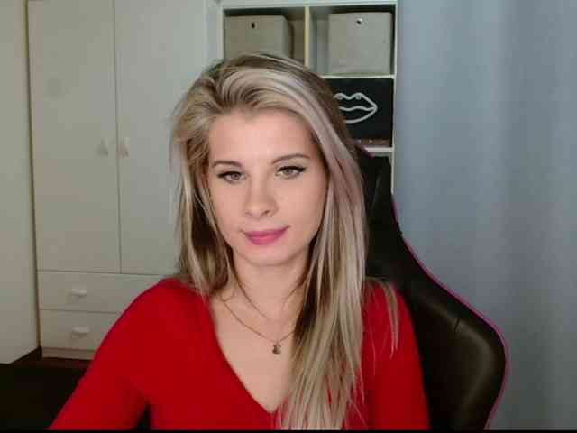 KristineNatural webcam