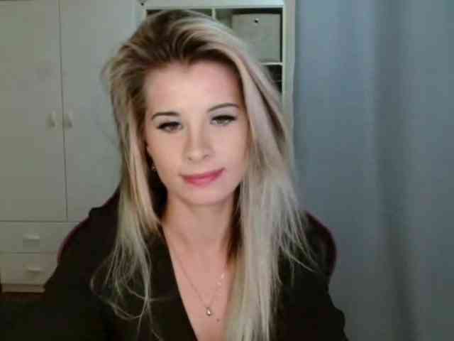 KristineNatural webcam