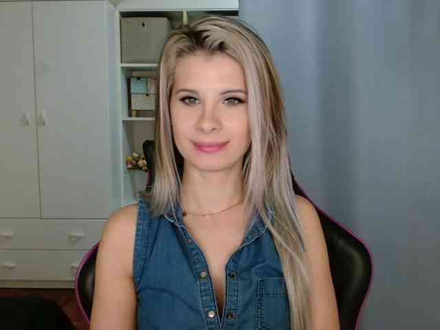 KristineNatural webcam