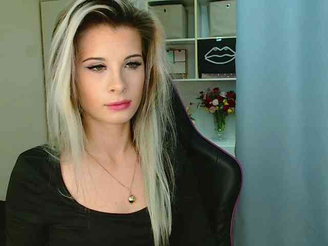 KristineNatural webcam