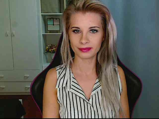 KristineNatural Live Webcam on BongaCams