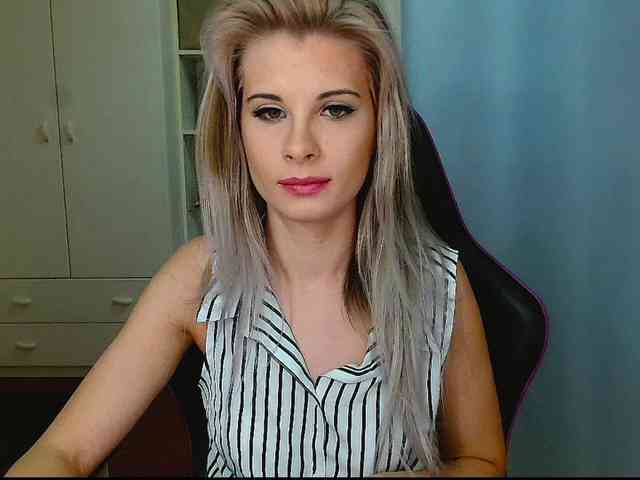 KristineNatural Live Webcam on BongaCams