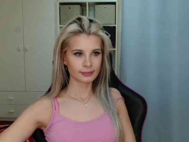 KristineNatural webcam