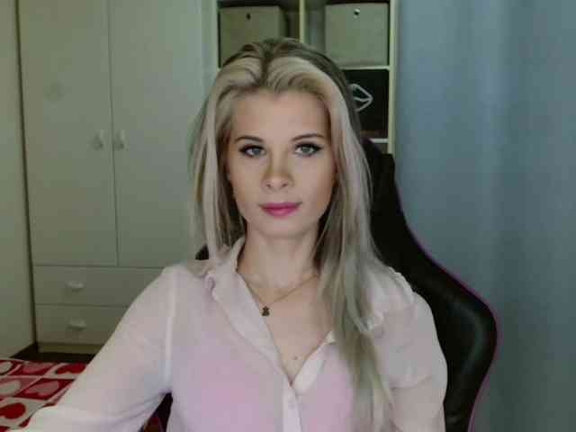 KristineNatural webcam