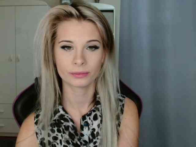 KristineNatural webcam