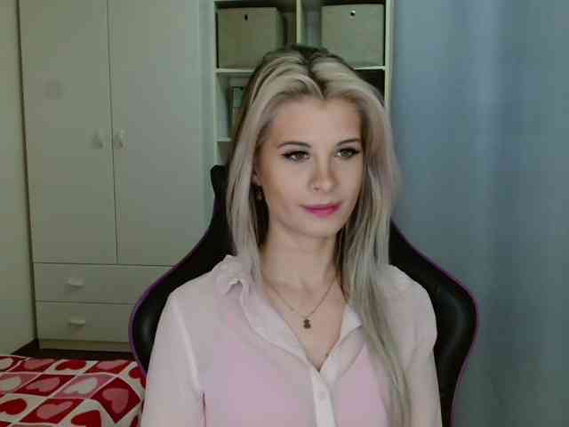 KristineNatural webcam