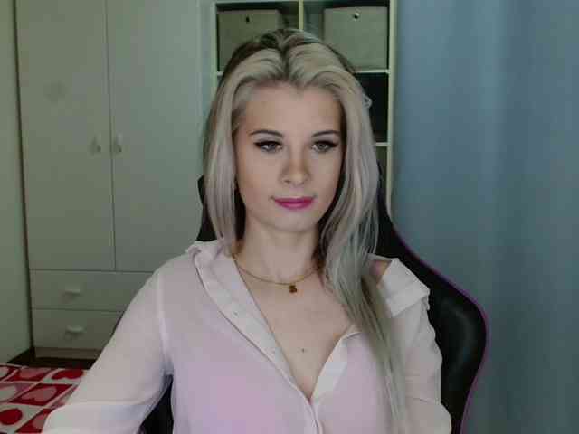 KristineNatural webcam