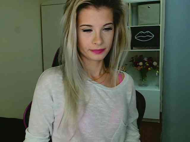 KristineNatural webcam