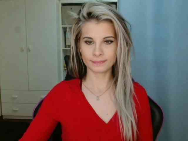 KristineNatural webcam