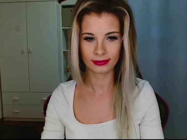 KristineNatural webcam