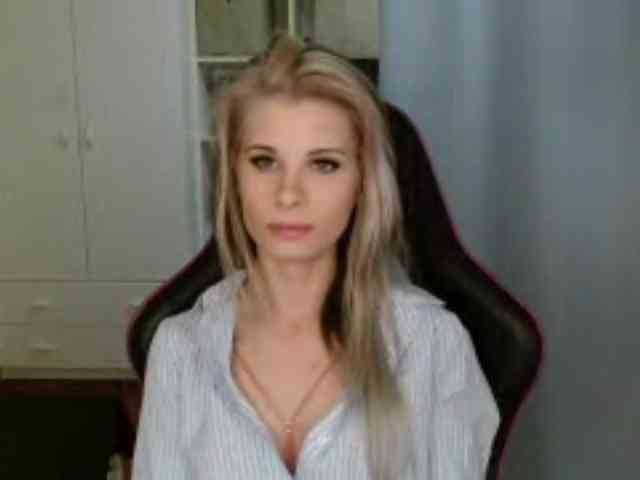 KristineNatural webcam