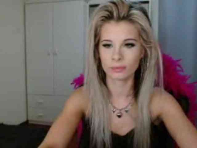 KristineNatural webcam