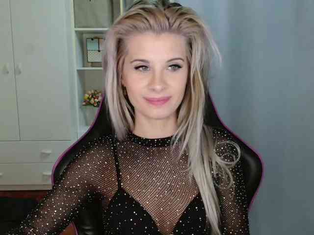 KristineNatural webcam