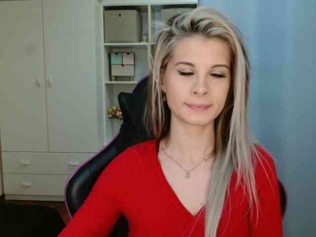 KristineNatural webcam