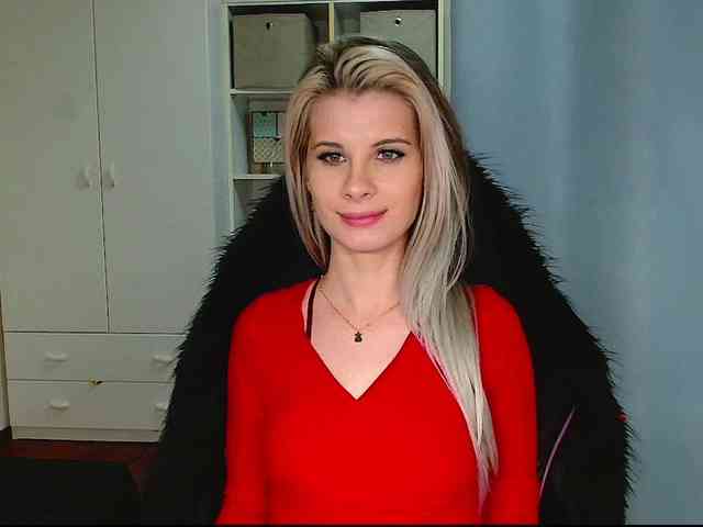 KristineNatural webcam